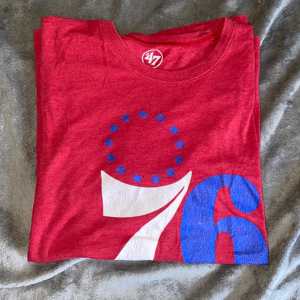 76ers Tee Shirt!! Some cracking throughout the logo! Size mens 2Xl